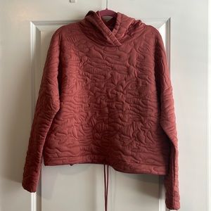 GapFit quilted sweater